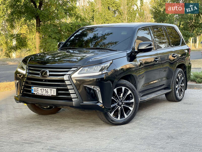 Позашляховик / Кросовер Lexus LX 2017 в Кам'янському