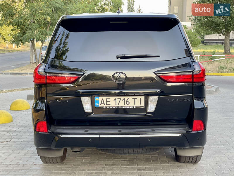 Позашляховик / Кросовер Lexus LX 2017 в Кам'янському