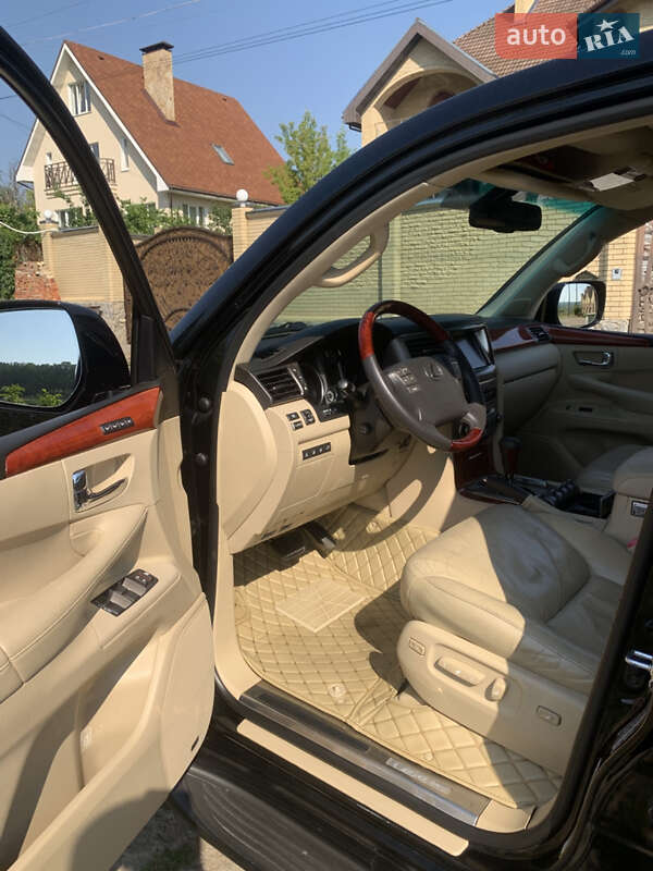 Позашляховик / Кросовер Lexus LX 2008 в Харкові