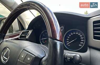 Внедорожник / Кроссовер Lexus LX 2011 в 