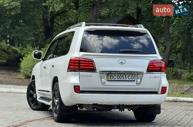 Позашляховик / Кросовер Lexus LX 2011 в 