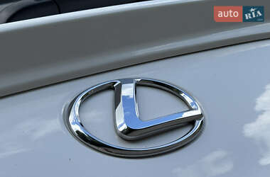 Позашляховик / Кросовер Lexus LX 2011 в 