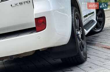 Позашляховик / Кросовер Lexus LX 2011 в 
