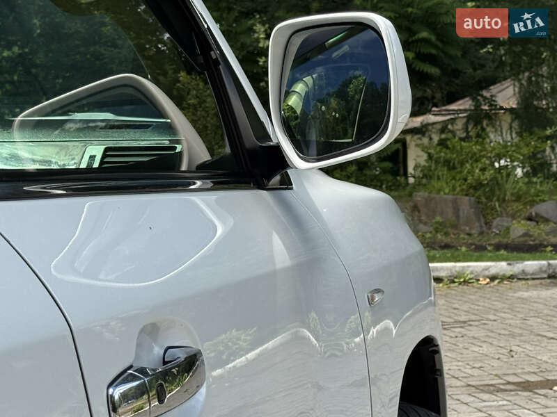 Позашляховик / Кросовер Lexus LX 2011 в Дрогобичі фото 63 Позашляховик / Кросовер Lexus LX 2011 в Дрогобичі