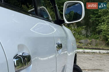 Позашляховик / Кросовер Lexus LX 2011 в 