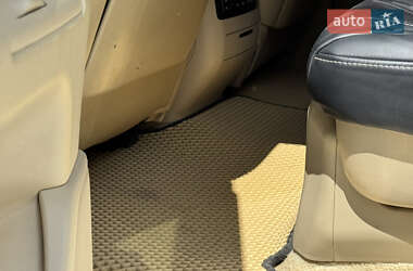 Позашляховик / Кросовер Lexus LX 2011 в 