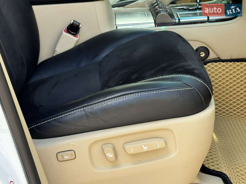 Позашляховик / Кросовер Lexus LX 2011 в Дрогобичі фото 124 Позашляховик / Кросовер Lexus LX 2011 в Дрогобичі