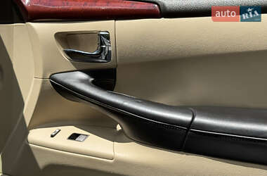 Позашляховик / Кросовер Lexus LX 2011 в 