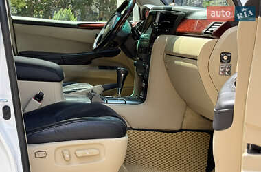 Позашляховик / Кросовер Lexus LX 2011 в 