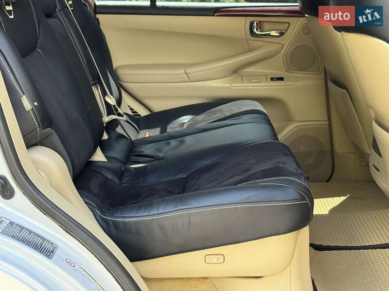 Позашляховик / Кросовер Lexus LX 2011 в Дрогобичі фото 158 Позашляховик / Кросовер Lexus LX 2011 в Дрогобичі
