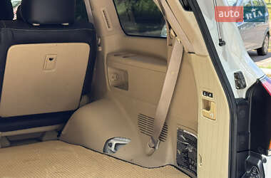 Позашляховик / Кросовер Lexus LX 2011 в 