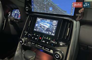 Позашляховик / Кросовер Lexus LX 2023 в 