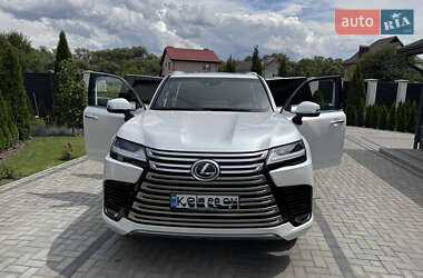 Позашляховик / Кросовер Lexus LX 2022 в 
