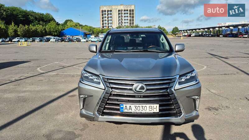 Позашляховик / Кросовер Lexus LX 2016 в 