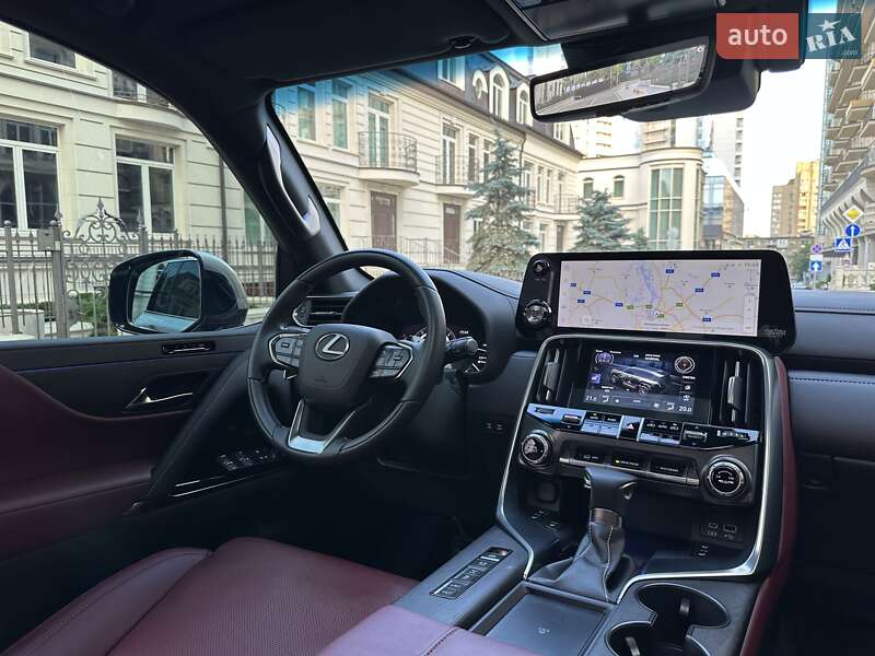 Внедорожник / Кроссовер Lexus LX 2022 в Киеве