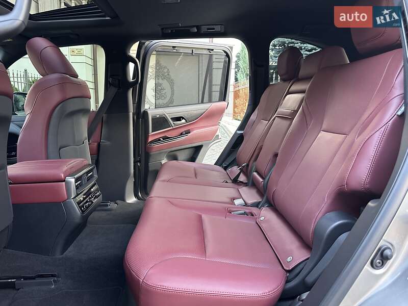 Внедорожник / Кроссовер Lexus LX 2022 в Киеве