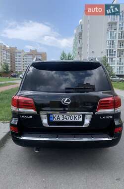 Внедорожник / Кроссовер Lexus LX 2013 в 