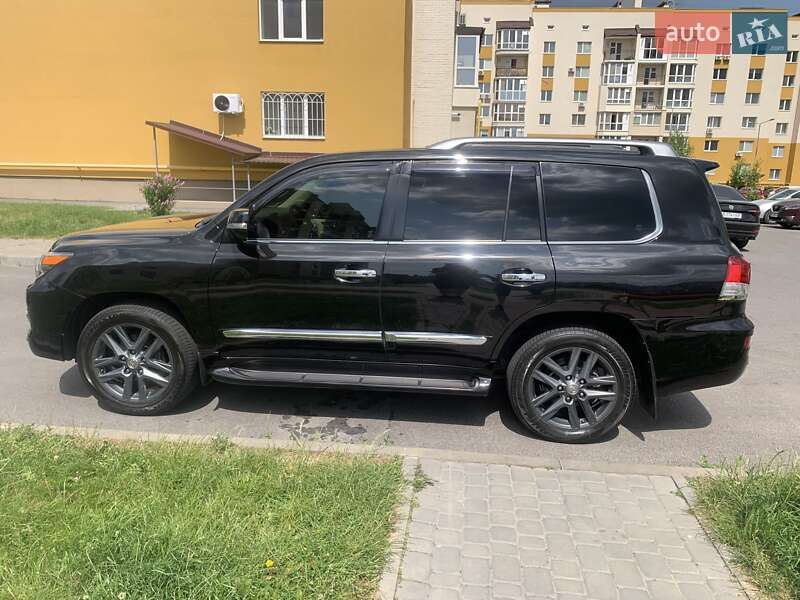 Позашляховик / Кросовер Lexus LX 2013 в Києві