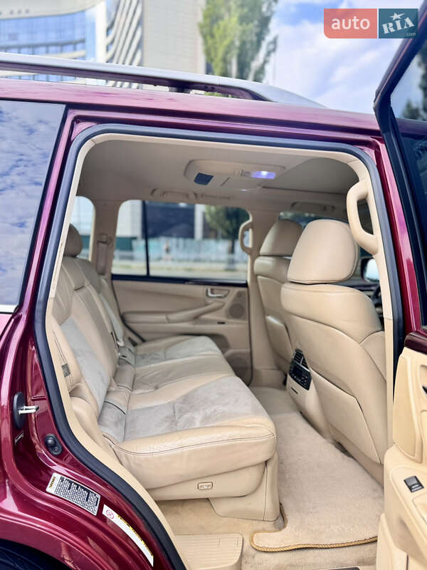 Позашляховик / Кросовер Lexus LX 2010 в Києві