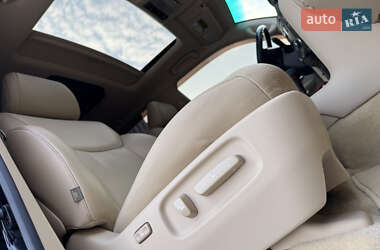 Позашляховик / Кросовер Lexus LX 2010 в 