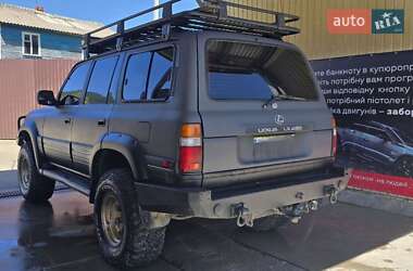 Позашляховик / Кросовер Lexus LX 1996 в 