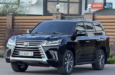 Внедорожник / Кроссовер Lexus LX 2017 в 