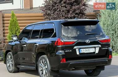 Внедорожник / Кроссовер Lexus LX 2017 в 