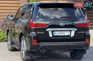Внедорожник / Кроссовер Lexus LX 2017 в 