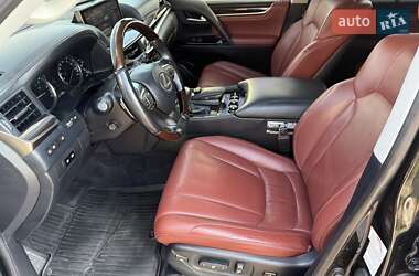 Внедорожник / Кроссовер Lexus LX 2017 в 