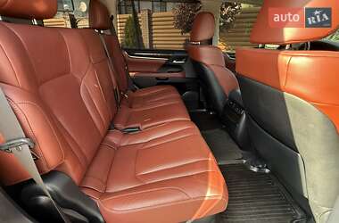 Внедорожник / Кроссовер Lexus LX 2017 в 