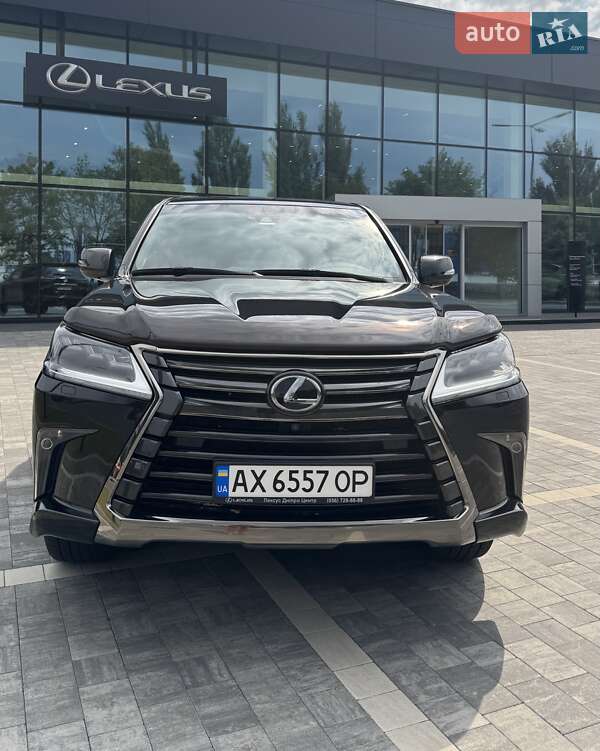 Позашляховик / Кросовер Lexus LX 2019 в 
