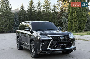 Внедорожник / Кроссовер Lexus LX 2016 в Желтых Водах