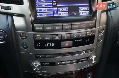 Внедорожник / Кроссовер Lexus LX 2012 в 