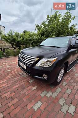Внедорожник / Кроссовер Lexus LX 2008 в 