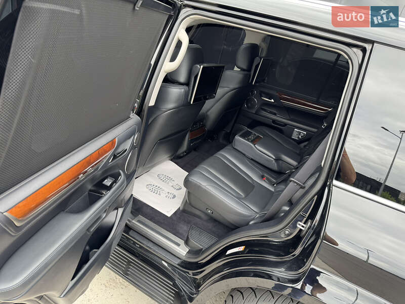 Позашляховик / Кросовер Lexus LX 2016 в Києві
