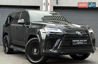 Внедорожник / Кроссовер Lexus LX 2022 в 