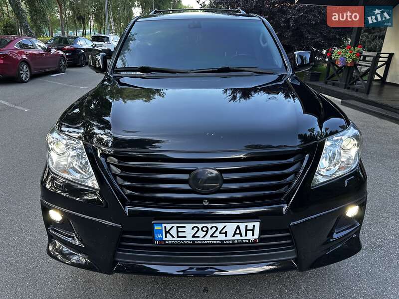 Внедорожник / Кроссовер Lexus LX 2010 в Киеве