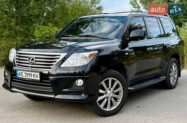 Lexus LX 2010