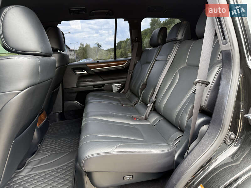 Внедорожник / Кроссовер Lexus LX 2019 в Днепре