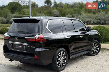 Внедорожник / Кроссовер Lexus LX 2019 в 