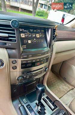 Внедорожник / Кроссовер Lexus LX 2010 в 