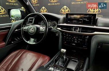 Внедорожник / Кроссовер Lexus LX 2019 в 