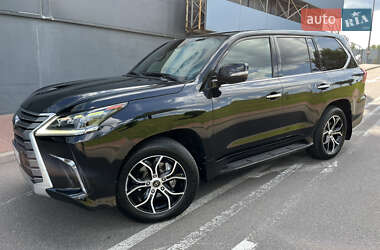 Внедорожник / Кроссовер Lexus LX 2017 в 