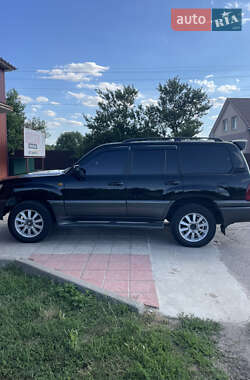 Внедорожник / Кроссовер Lexus LX 2006 в 