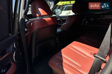 Внедорожник / Кроссовер Lexus LX 2021 в 