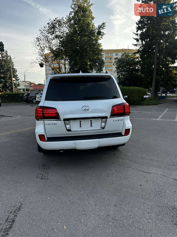 Внедорожник / Кроссовер Lexus LX 2008 в Ровно