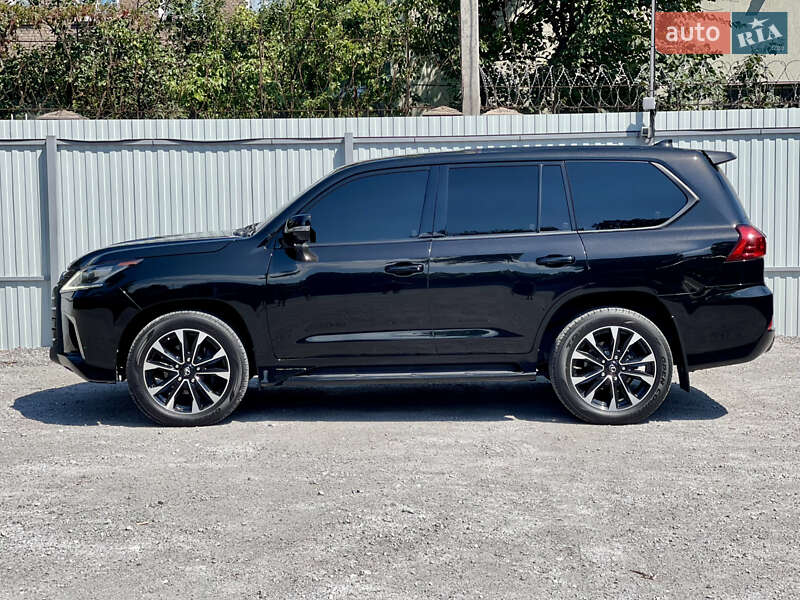 Внедорожник / Кроссовер Lexus LX 2017 в Каменском