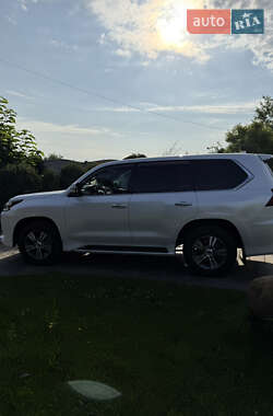 Внедорожник / Кроссовер Lexus LX 2020 в 