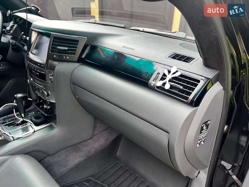 Позашляховик / Кросовер Lexus LX 2008 в Харкові