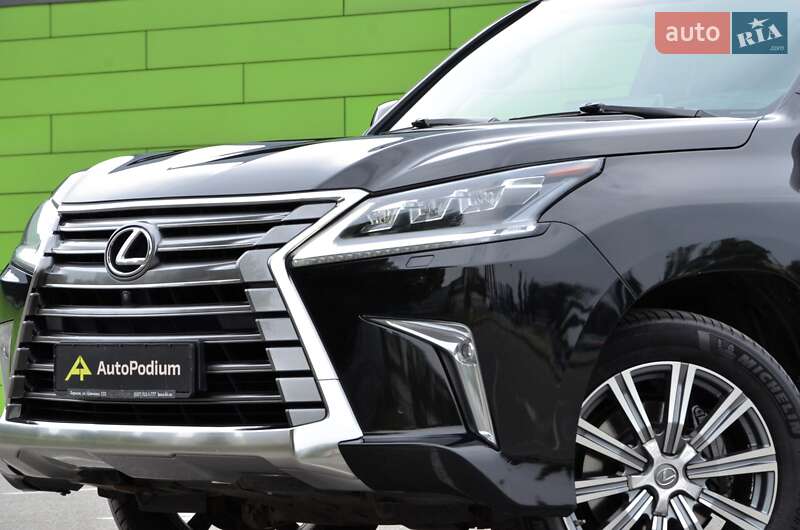 Внедорожник / Кроссовер Lexus LX 2016 в Киеве